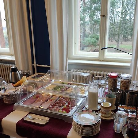 Herrenhaus Schmoelen Gbr Bennewitz Luaran gambar