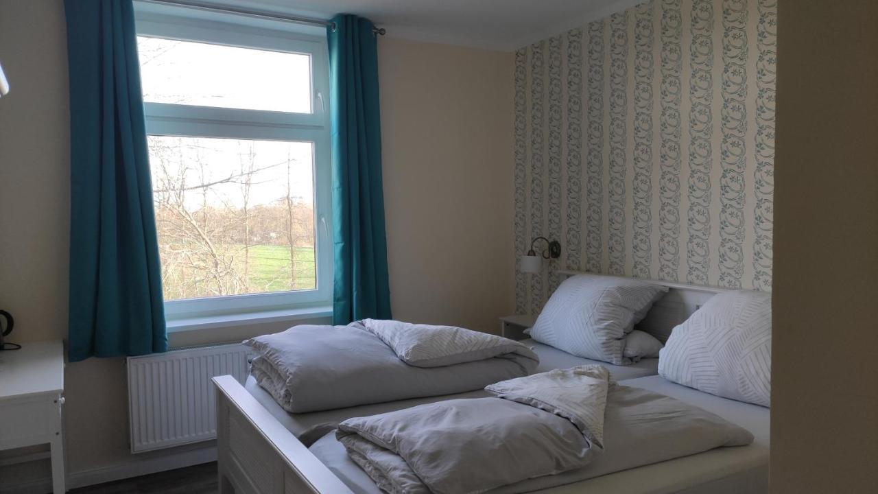 Herrenhaus Schmoelen Gbr Bennewitz Luaran gambar